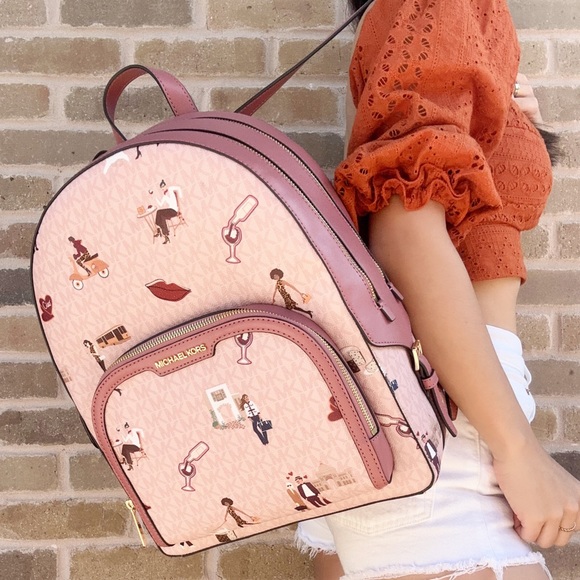 Michael Kors Large Backpack Pink - Picture 3 of 4